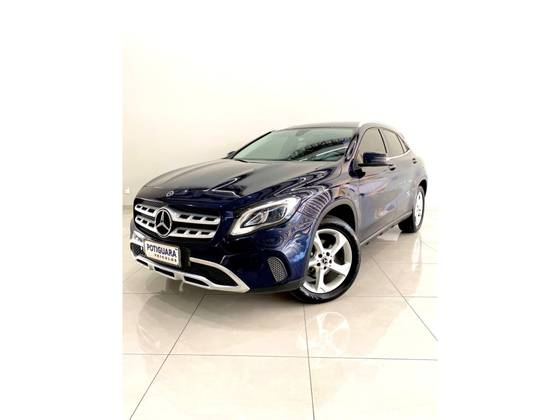 MERCEDES-BENZ GLA 200 1.6 CGI FLEX ENDURO 7G-DCT